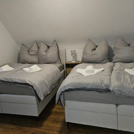 Costea Ferienwohnung Apartamento *